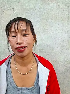 Snapshot of ngocngoc_cute chatting on October 2025 01:37:02 AM ngocngoc cute online show from October 2025 01:37:02 AM