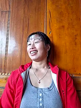 Snapshot of ngocngoc_cute chatting on October 2025 03:53:02 AM ngocngoc cute online show from October 2025 03:53:02 AM