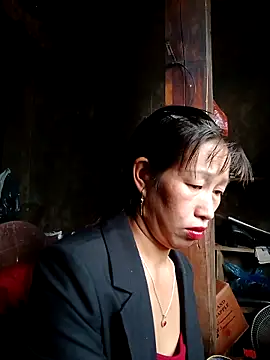 ngocngoc cute online show from October 2025 02:03:02 AM