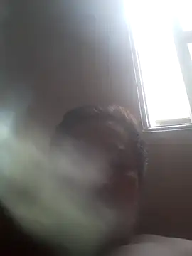 Snapshot of Brongiep chatting on November 2025 05:18:02 AM Brongiep online show from November 2025 05:18:02 AM