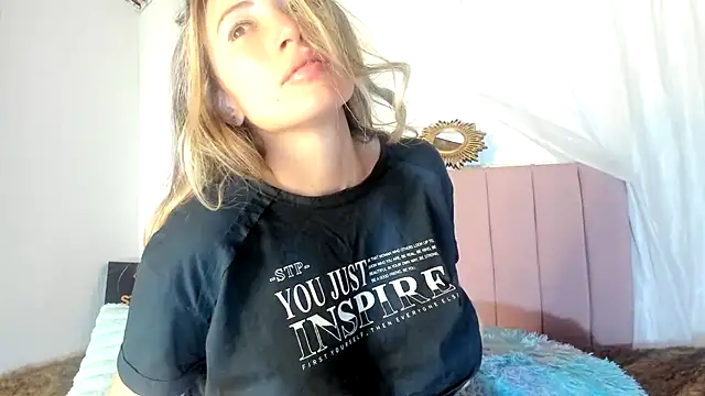 Tania xw online show from November 2025 01:05:01 AM