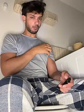 Gipsyboysteve online show from February 2026 02:18:02 AM