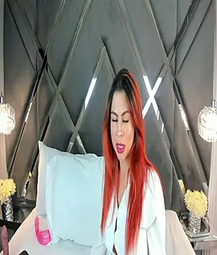 CoraimaSahin online show from November 2025 04:36:01 AM