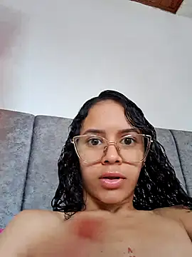 Snapshot of Britany_Sweety chatting on October 2025 07:46:02 PM Britany Sweety online show from October 2025 07:46:02 PM