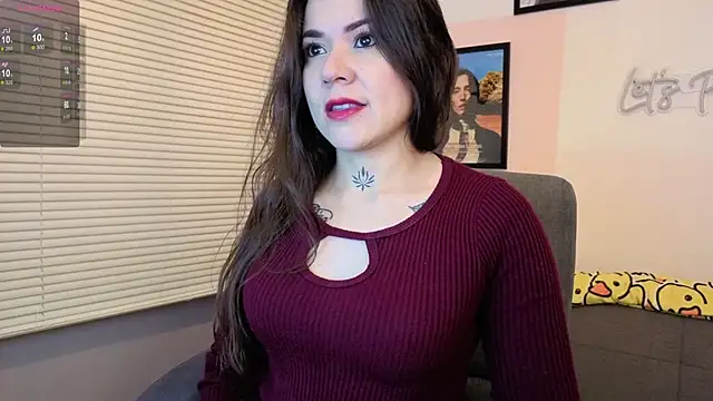 SujannaVarma  online show from November 2025 10:45:01 PM