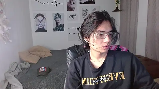 davoxer online show from November 2025 03:49:02 AM