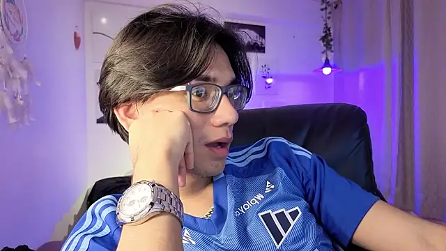 davoxer online show from February 2026 02:48:01 PM