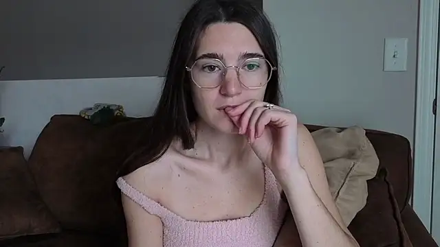 bambifarrina online show from March 2026 06:59:02 PM