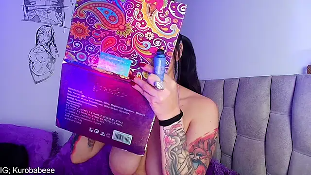 Kuro Vall online show from September 2025 01:46:01 PM