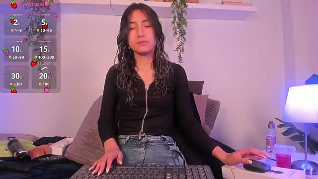 Vampgyal online show from November 2025 09:58:01 PM