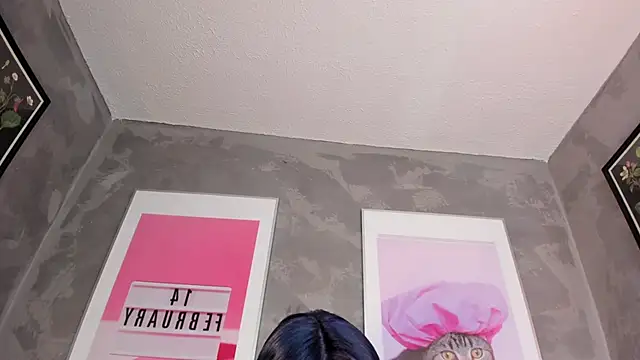 Vampgyal online show from April 2026 10:33:02 PM