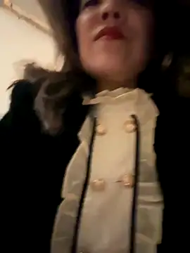 anna yngs online show from October 2025 01:25:02 PM