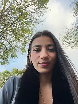 -juicy  online show from February 2026 10:25:02 PM