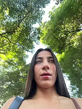 Snapshot of -juicy_ chatting on July 2026 10:20:01 PM -juicy online show from July 2026 10:20:01 PM
