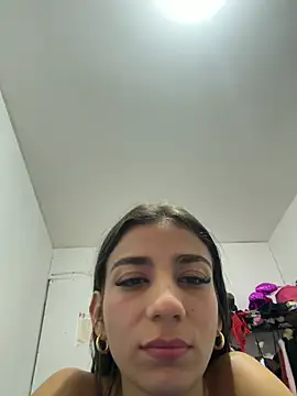 Snapshot of -juicy_ chatting on July 2026 04:19:01 AM -juicy online show from July 2026 04:19:01 AM
