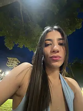 Snapshot of -juicy_ chatting on July 2026 11:42:01 PM -juicy online show from July 2026 11:42:01 PM