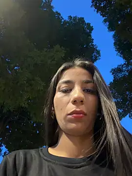 Snapshot of -juicy_ chatting on July 2026 11:29:02 PM -juicy online show from July 2026 11:29:02 PM