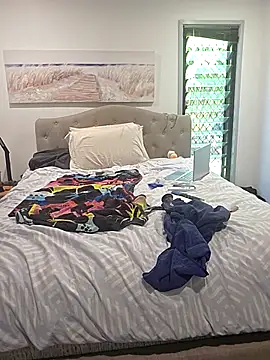 iamthepublickmasterbater online show from April 2026 03:06:01 AM