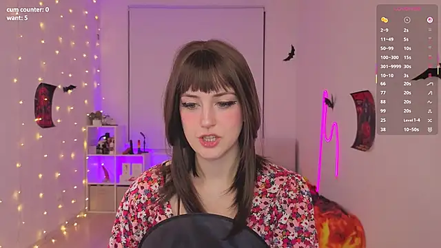 bananasgirl online show from October 2025 06:17:01 PM