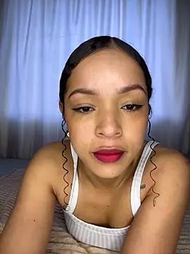 Yasmin777  online show from November 2025 09:28:01 PM