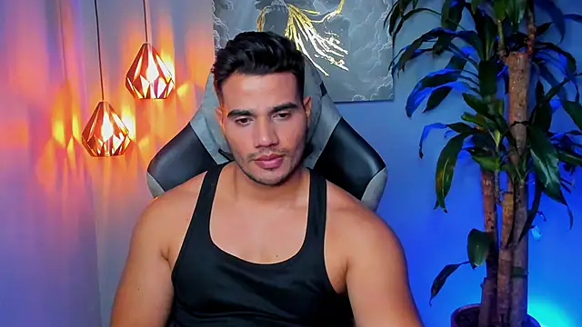 AndresR3 online show from November 2025 11:59:02 PM