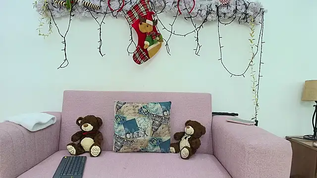 Sabrina Andrew online show from December 2025 11:18:01 AM