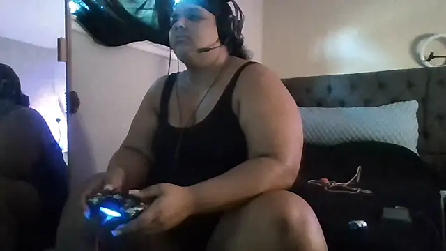 1n0nlythroat online show from July 2026 11:26:01 PM