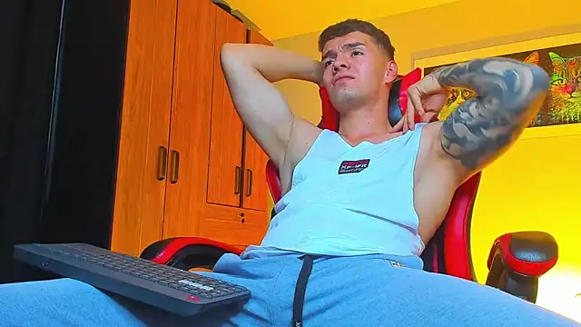 ALPHA DOMINUS  online show from October 2025 04:29:01 AM