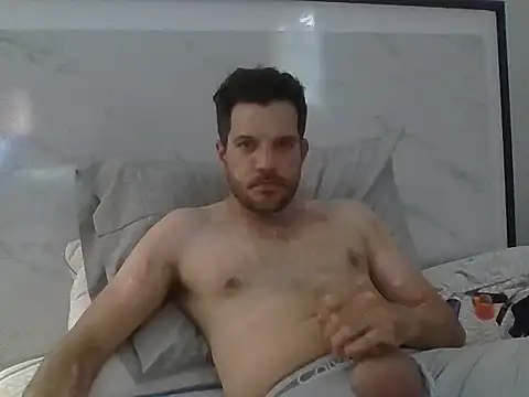 Snapshot of cloudsnfun chatting on May 2026 10:08:02 PM cloudsnfun online show from May 2026 10:08:02 PM