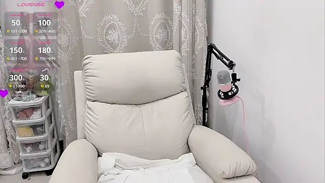 tuantuanle online show from April 2026 04:22:01 PM