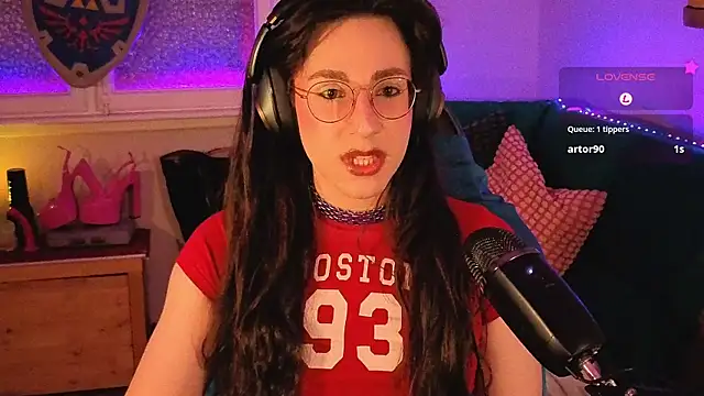Snapshot of Zesty_Peach chatting on June 2026 12:32:02 AM Zesty Peach online show from June 2026 12:32:02 AM