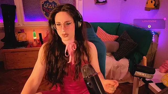 Snapshot of Zesty_Peach chatting on June 2026 03:38:02 AM Zesty Peach online show from June 2026 03:38:02 AM