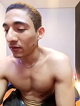 Snapshot of jhonny_thes28 chatting on February 2026 08:12:02 PM jhonny thes28 online show from February 2026 08:12:02 PM