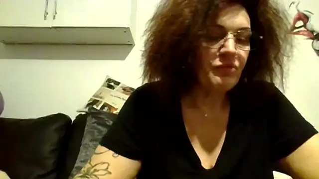 RubyyRosee online show from January 2026 06:18:02 AM