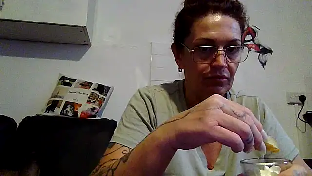 Snapshot of RubyyRosee chatting on May 2026 05:05:02 AM RubyyRosee online show from May 2026 05:05:02 AM
