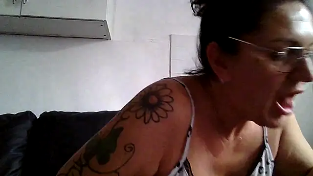 Snapshot of RubyyRosee chatting on June 2026 08:53:01 AM RubyyRosee online show from June 2026 08:53:01 AM