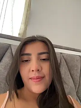 Snapshot of Lupe_19 chatting on September 2025 10:20:02 PM Lupe 19 online show from September 2025 10:20:02 PM