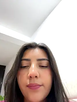 Snapshot of Lupe_19 chatting on September 2025 12:38:01 AM Lupe 19 online show from September 2025 12:38:01 AM