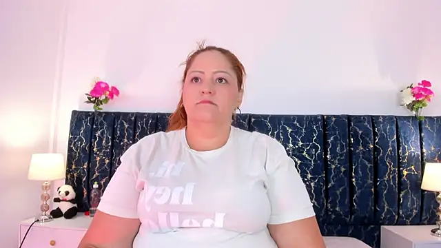 Snapshot of katte_landerr chatting on May 2026 01:06:01 PM katte landerr online show from May 2026 01:06:01 PM