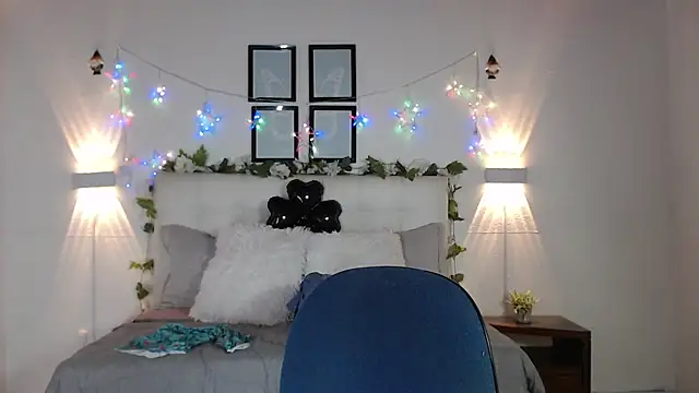 Megan 05  online show from February 2026 06:47:01 PM