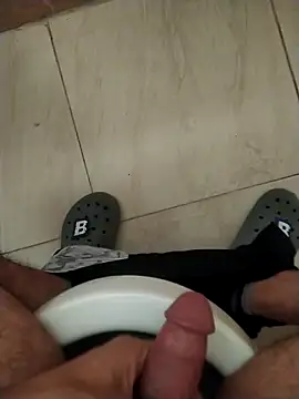 Snapshot of JhonBlase chatting on February 2026 01:09:02 PM JhonBlase online show from February 2026 01:09:02 PM