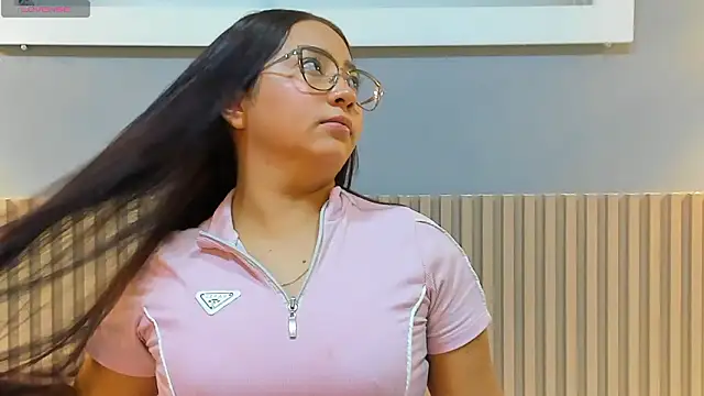 Snapshot of tinisweet chatting on March 2026 02:43:01 PM tinisweet online show from March 2026 02:43:01 PM