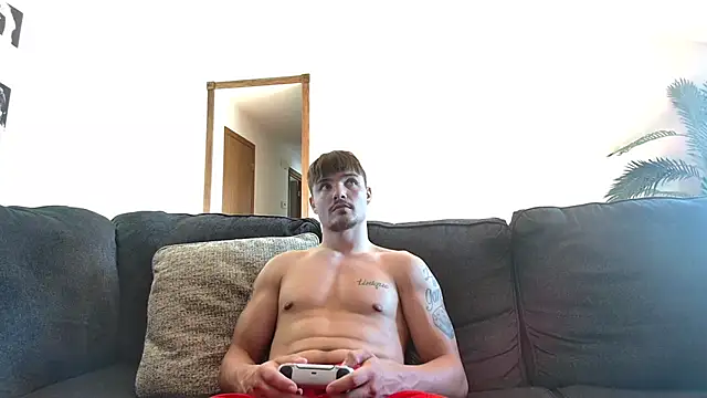 Snapshot of derekmontana2 chatting on June 2026 10:54:01 PM derekmontana2 online show from June 2026 10:54:01 PM