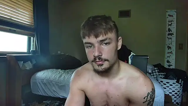 Snapshot of derekmontana2 chatting on July 2026 06:32:01 PM derekmontana2 online show from July 2026 06:32:01 PM