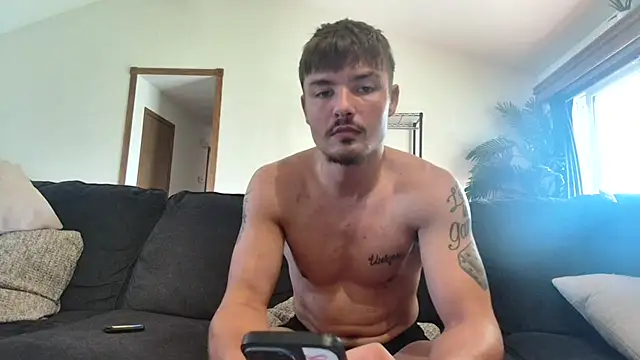 Snapshot of derekmontana2 chatting on August 2026 10:56:01 PM derekmontana2 online show from August 2026 10:56:01 PM