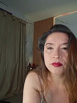 Lady Sofhia online show from February 2026 01:09:02 AM