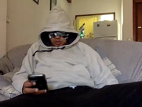 CaiBull online show from December 2025 09:49:01 AM