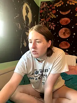 angelbliss10100 online show from December 2025 04:56:01 PM