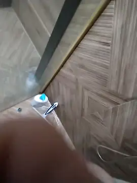 Pio185 online show from November 2025 05:12:01 PM