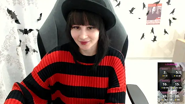 MistyDark online show from October 2025 10:41:01 AM